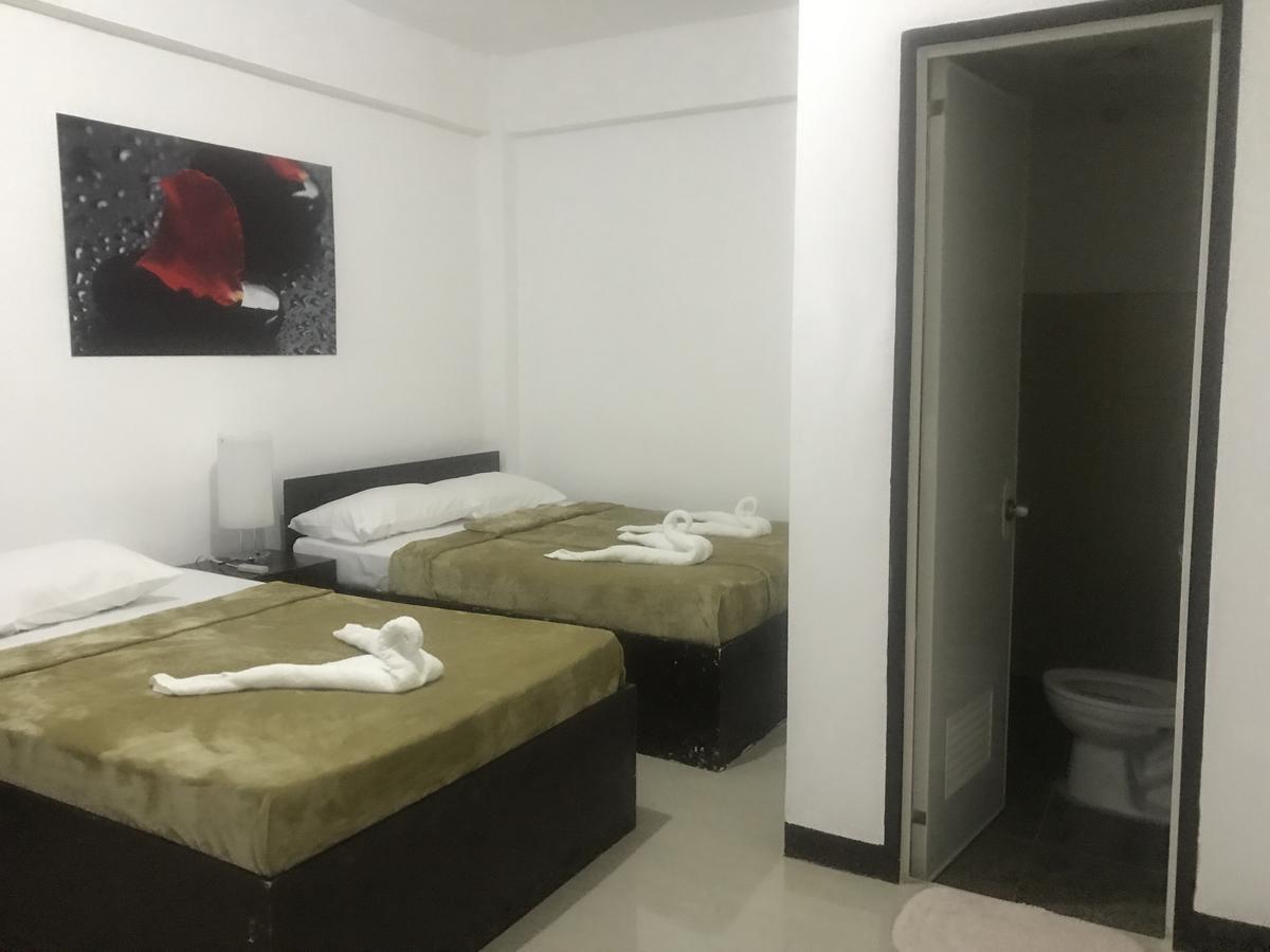 4C'S Tourist Lodge Puerto Princesa ภายนอก รูปภาพ